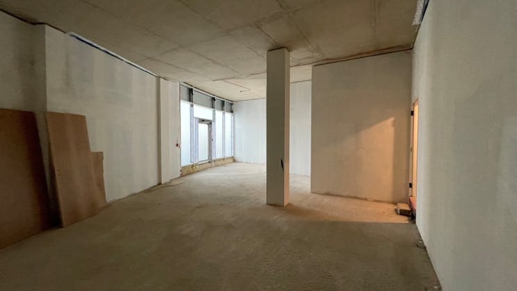 Unit 3 Green Park Village, Reading, D1 / D2 / Retail To Let - Unit 3 Green Park VillageUnit 3 Green Park Village - Internal Shell