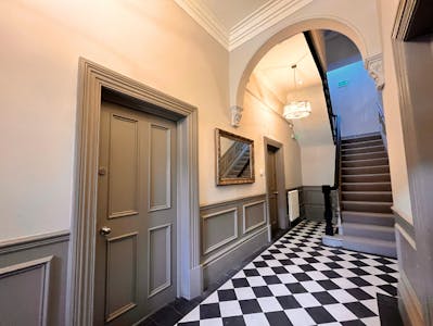 The Kent Suite, 4 Princes Square, Harrogate, Office To Let - 2.png