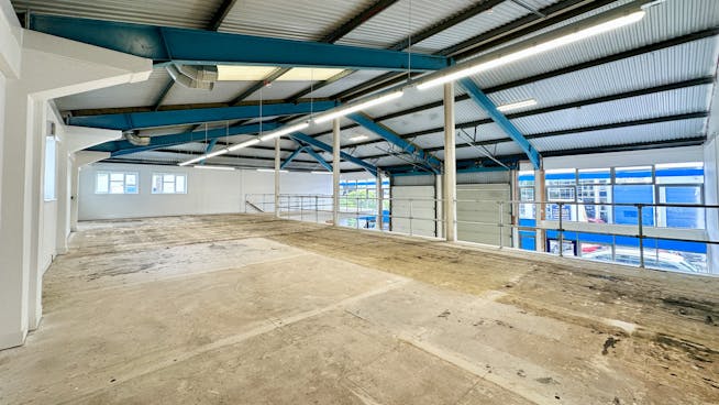 18-19 Ribocon Way, Luton, Industrial / Office To Let - Image 7