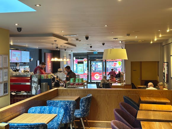 11c Bancroft, Hitchin, Retail To Let - IMG_7610.JPG