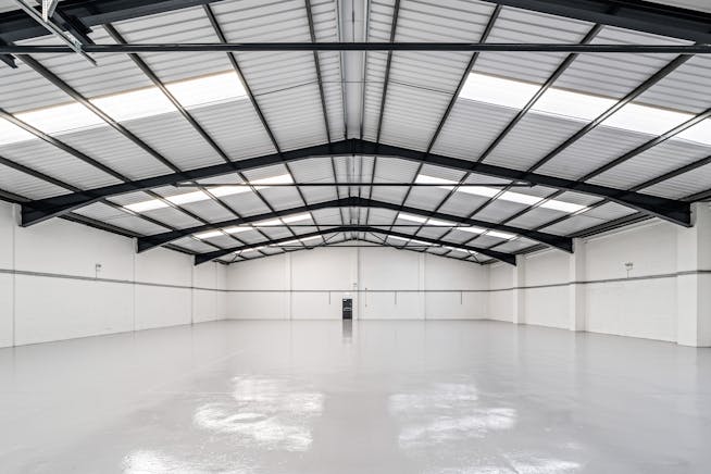 Units 3 & 4 Bracknell Business Centre, Downmill Road, Bracknell, Warehouse & Industrial To Let - DSC07522.jpg