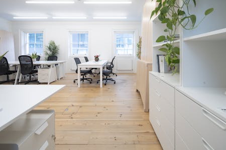 The Old Rectory, 29 Martin Lane, London, Office To Let - MC42222013HR.jpg
