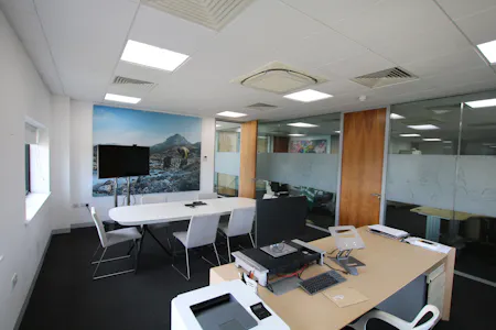 Talon House, Poole, Light Industrial / Office For Sale - IMG_5252.JPG