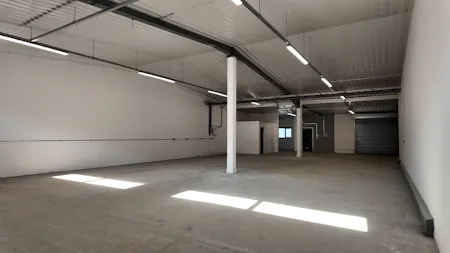 Units 3 -5, The Stottie Shed, Bakers Yard, Newcastle upon Tyne, Industrial / Industrial / Warehouse To Let - 20260407_081617000_iOS.jpg
