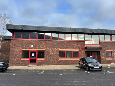 4 Pipers Court, Thatcham, Industrial/Logistics / Industrial / Warehouse To Let - BuildingPhoto 2.jpg