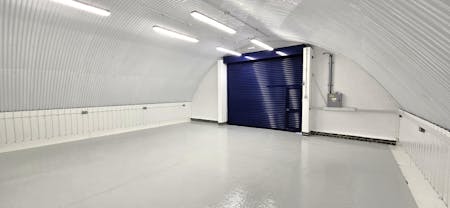 Arches 81-82, Rosebank Road, London, Industrial To Let - 20260502_135623 - Edited.jpg