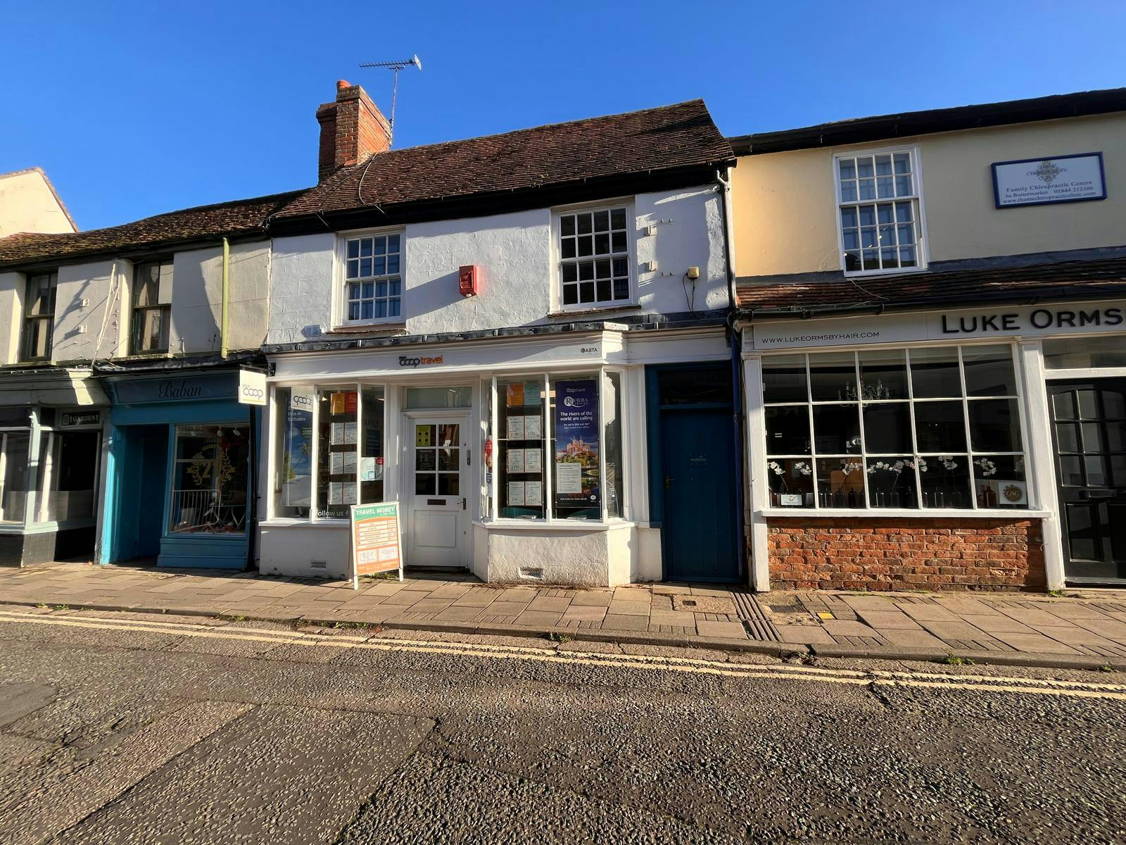 5 Buttermarket, Thame, Offices To Let - WhatsApp Image 20251027 at 165309_0da2bf90.jpg