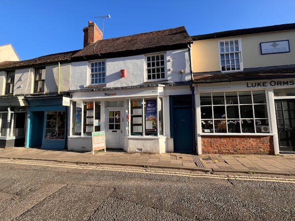 5 Buttermarket, Thame, Offices To Let - WhatsApp Image 20251027 at 165309_0da2bf90.jpg