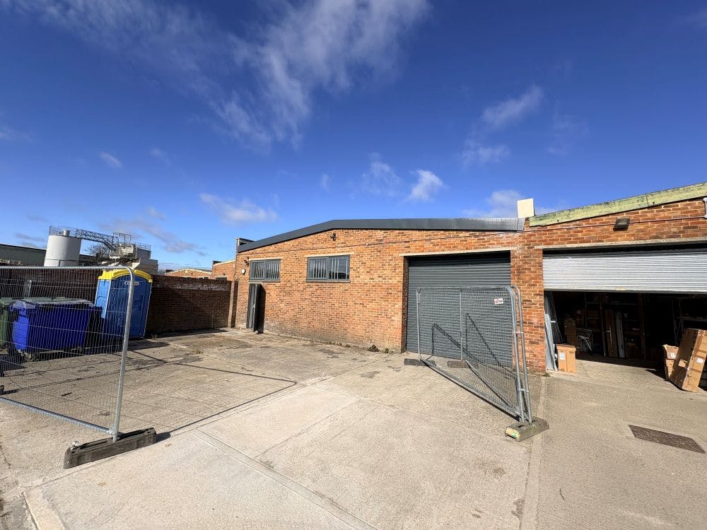 E1 Telford Road, Bicester, Industrial To Let - IMG_9848.jpg