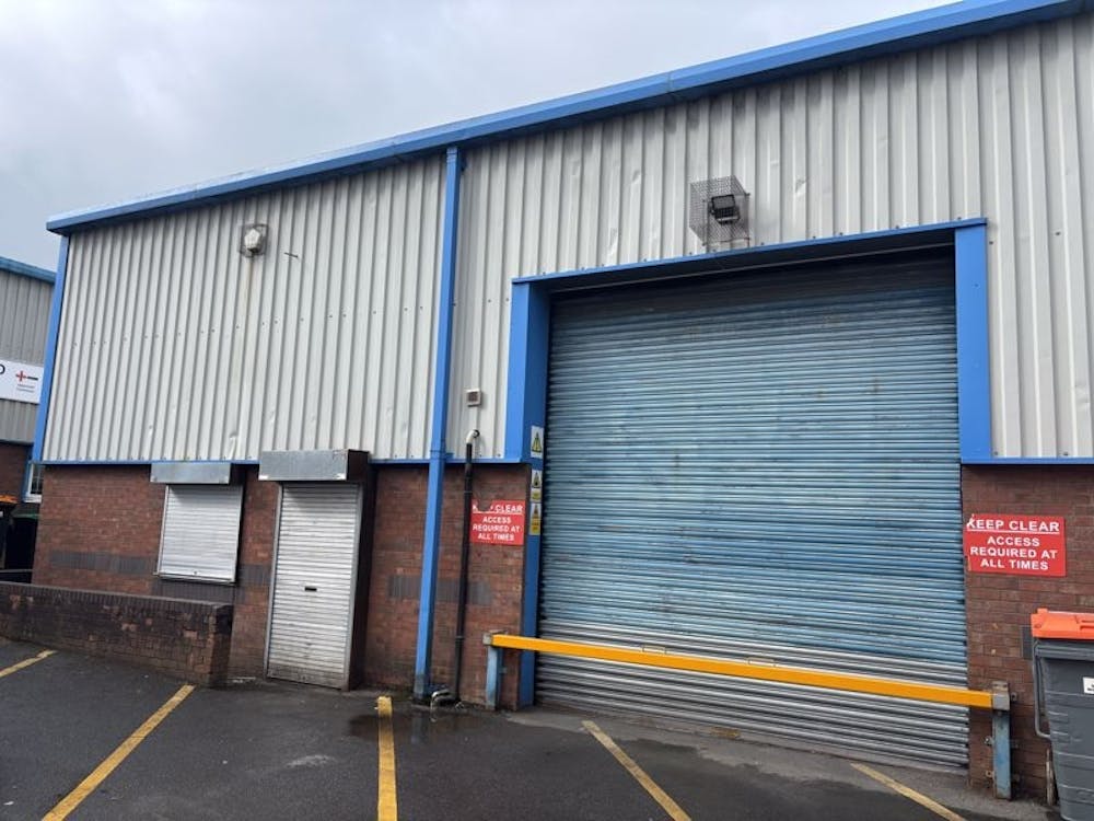 Unit 505, Phoenix Industrial Estate - 505phoenix1.jpg