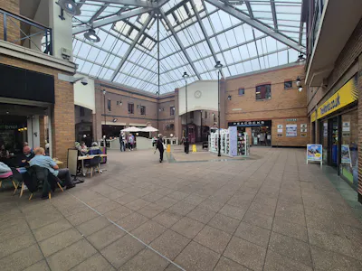 Unit 14, Castleford, Retail Lease Assignment - 20260612_115739.jpg