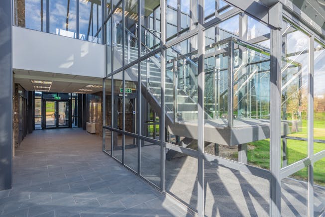 140 Windmill Hill Business Park, Swindon, Office To Let - 140 Windmill Hill BP Swindon34.jpg 140 Windmill Hill Business Park, Swindon, Office To Let - 140 Windmill Hill BP Swindon34.jpg