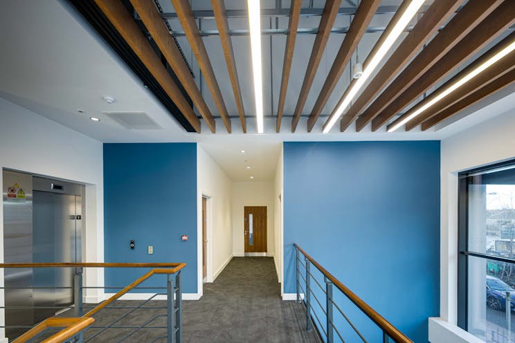 Unit 10 Hurricane Urban Hub, Reading, Industrial / Warehouse To Let - U10_0031.jpg