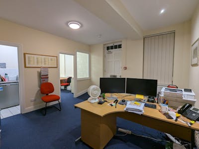 1 High Street & 18 Park Street, Guildford, Office To Let / For Sale - 1000007406.jpg