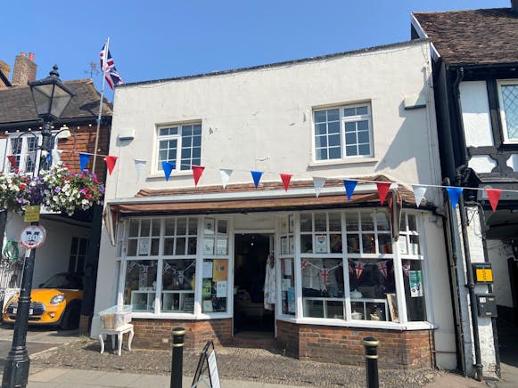 5 The Green, Westerham, Retail To Let - new2.jpg