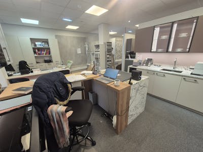 Unit 1B, Stockport, Retail To Let - 20260213_111528.jpg