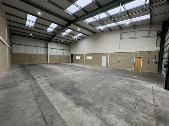 Unit 12 Sun Valley Business Park, Winchester, Industrial To Let - IMG_9244.JPEG