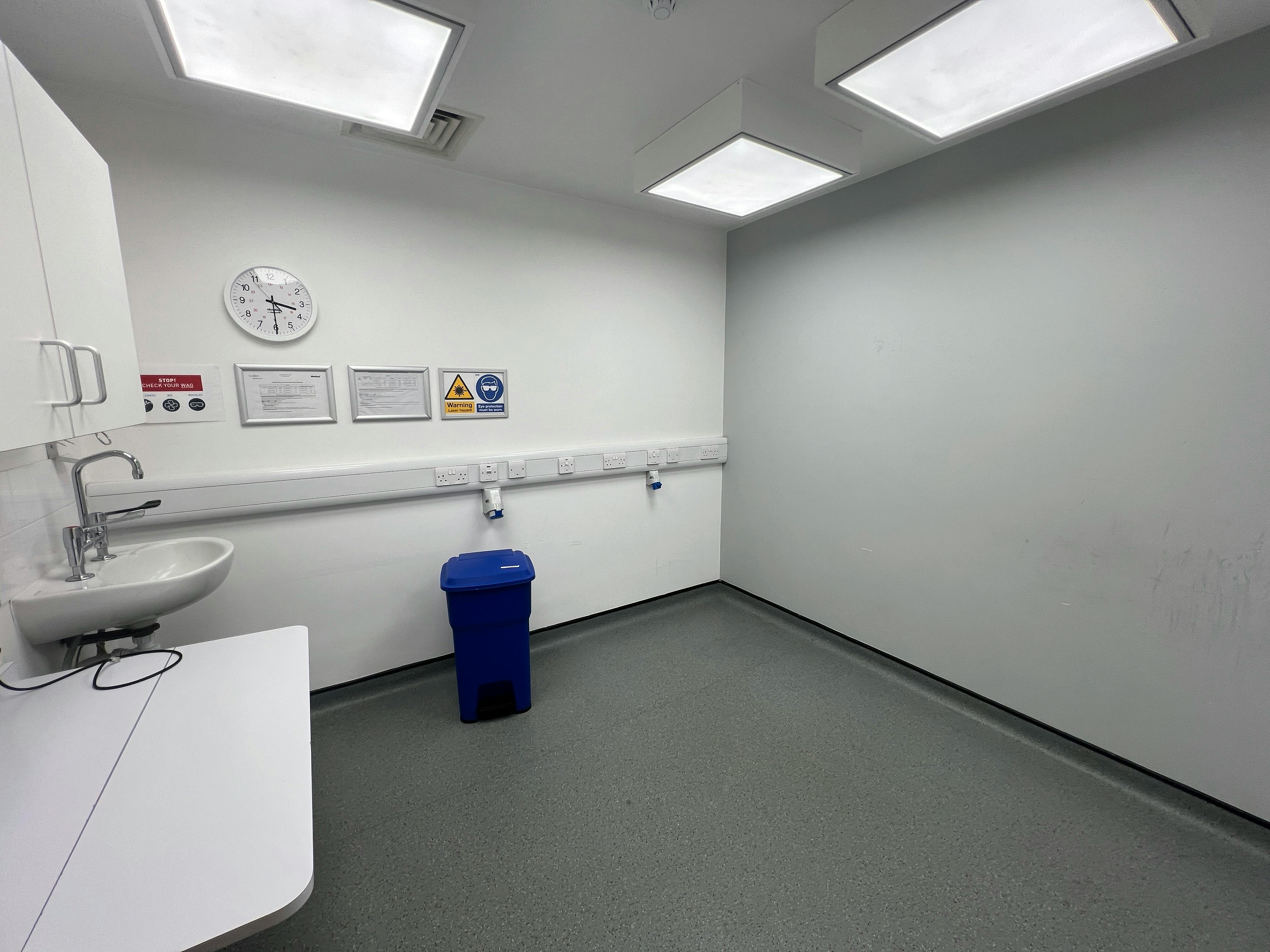 Office in Portsmouth - photo 2