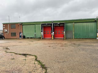 185 Manor Road, Erith, Industrial For Sale - manor road.jpg