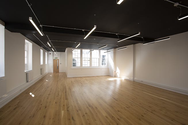 48 Corn Street, Bristol, Office To Let - 48 Corn Street 2nd Floor view4.jpg