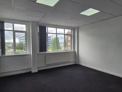 Europa Business Park, Cheadle, Industrial/Logistics / Office To Let - 20260619_131604.jpg