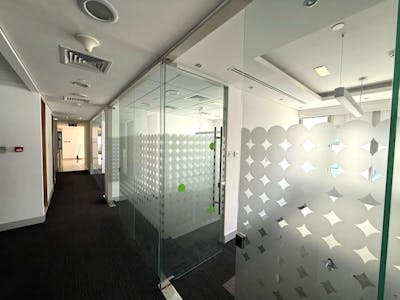 Al Majaz 1, Sharjah, Office To Let - WhatsApp Image 20250530 at 21458 PM.jpeg