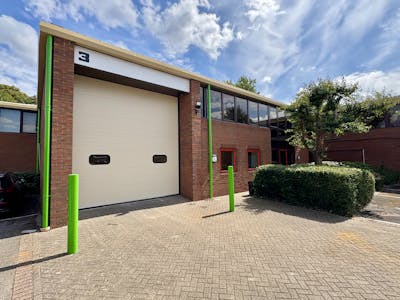 Unit 3 Shepperton Business Park, Shepperton, Industrial/Logistics To Let - IMG_6354.jpg