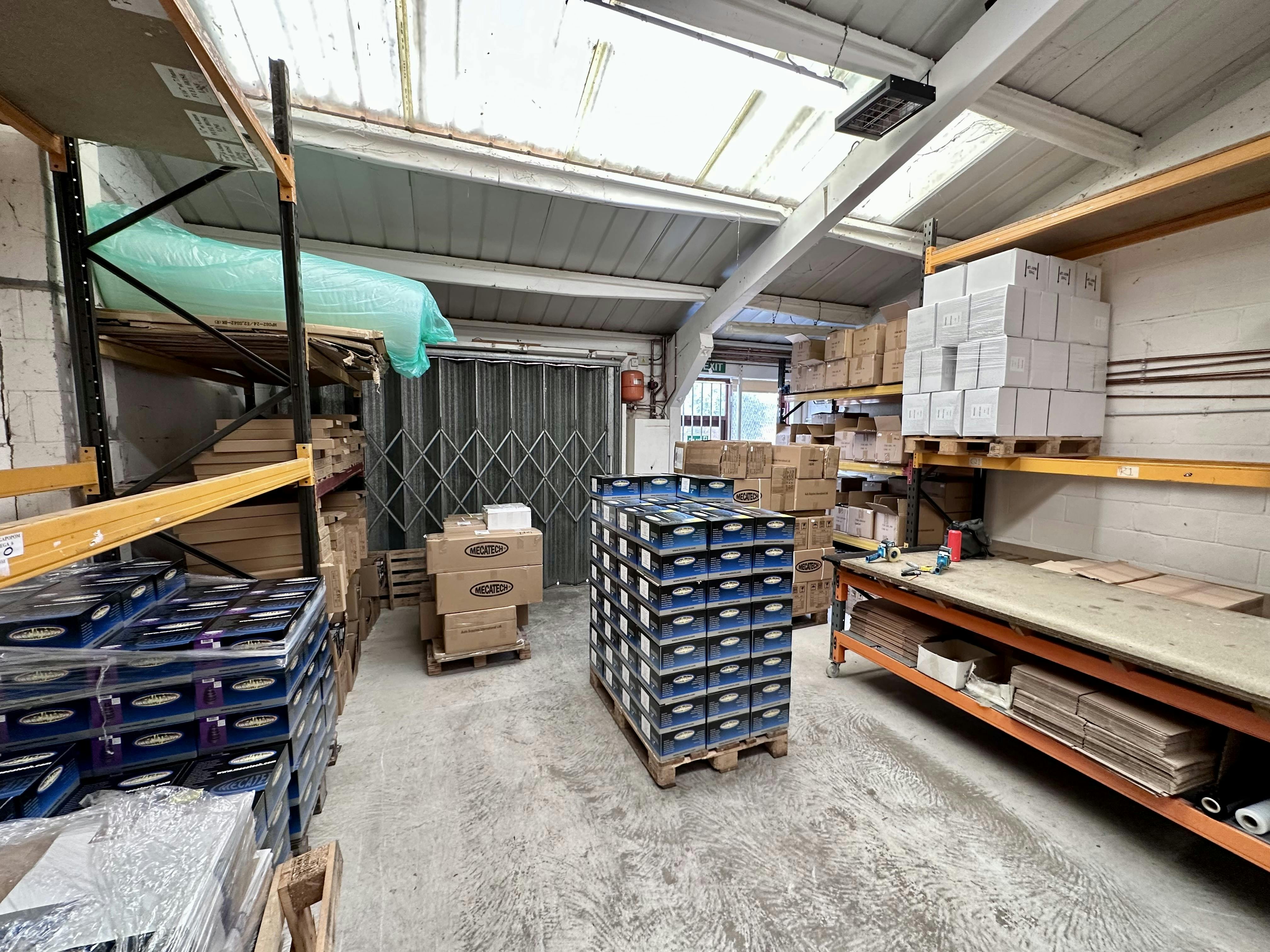 Unit 1, Haybarn Business Park, Aston Abbotts, Industrial / Office To Let / For Sale - IMG_8761.jpeg