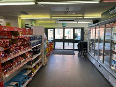 4 Berriew Street, Welshpool, Retail To Let - WhatsApp Image 20250924 at 115828 5.jpeg