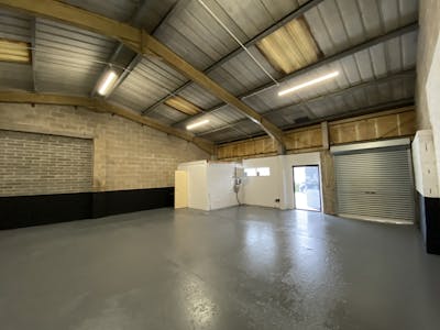 Unit 10, Sirhowy Hill Industrial Estate, Tredegar, Industrial To Let - IMG_7938.JPG