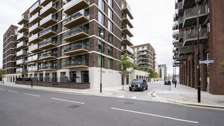 Royal Wharf, London, Retail For Sale - SO2_6251.jpg