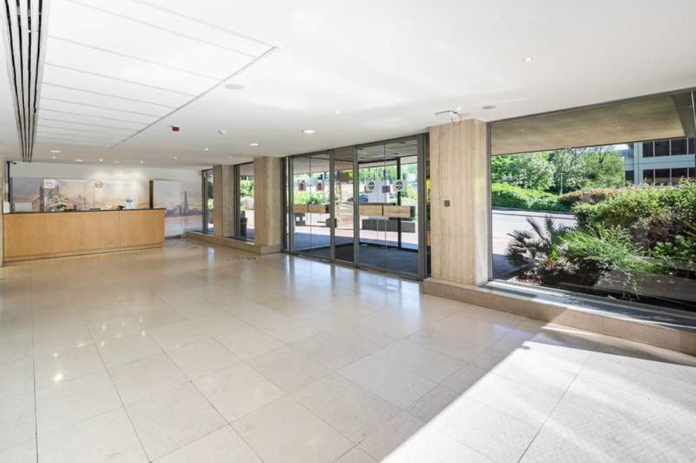 Office in London - photo 4