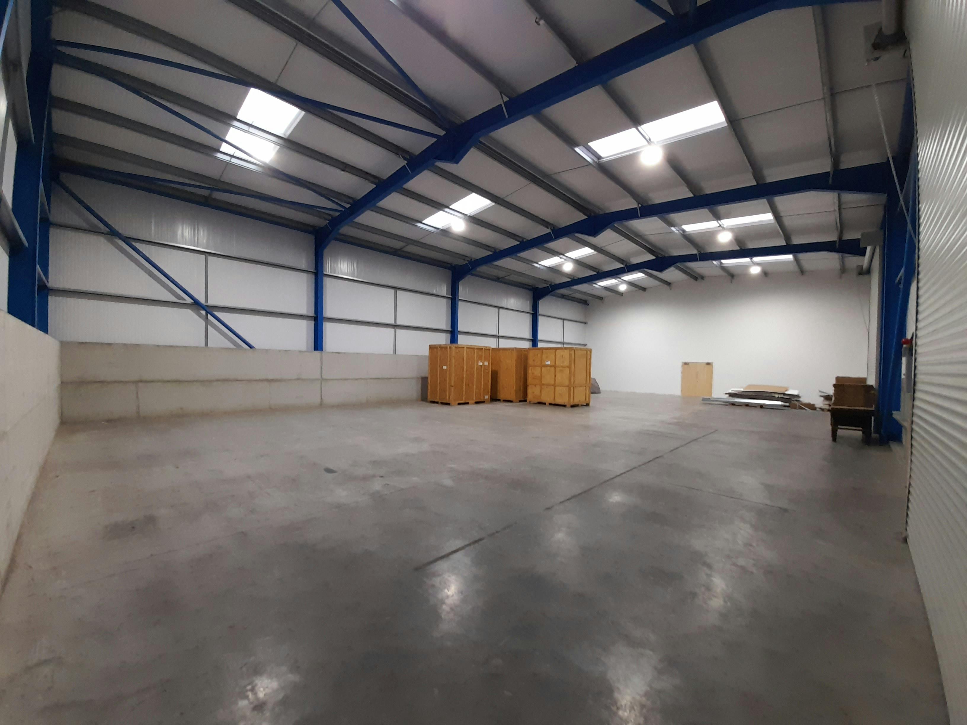 Unit 8, Harewood Farm, Andover, Industrial / Warehouse To Let - 20260108_140029.jpg