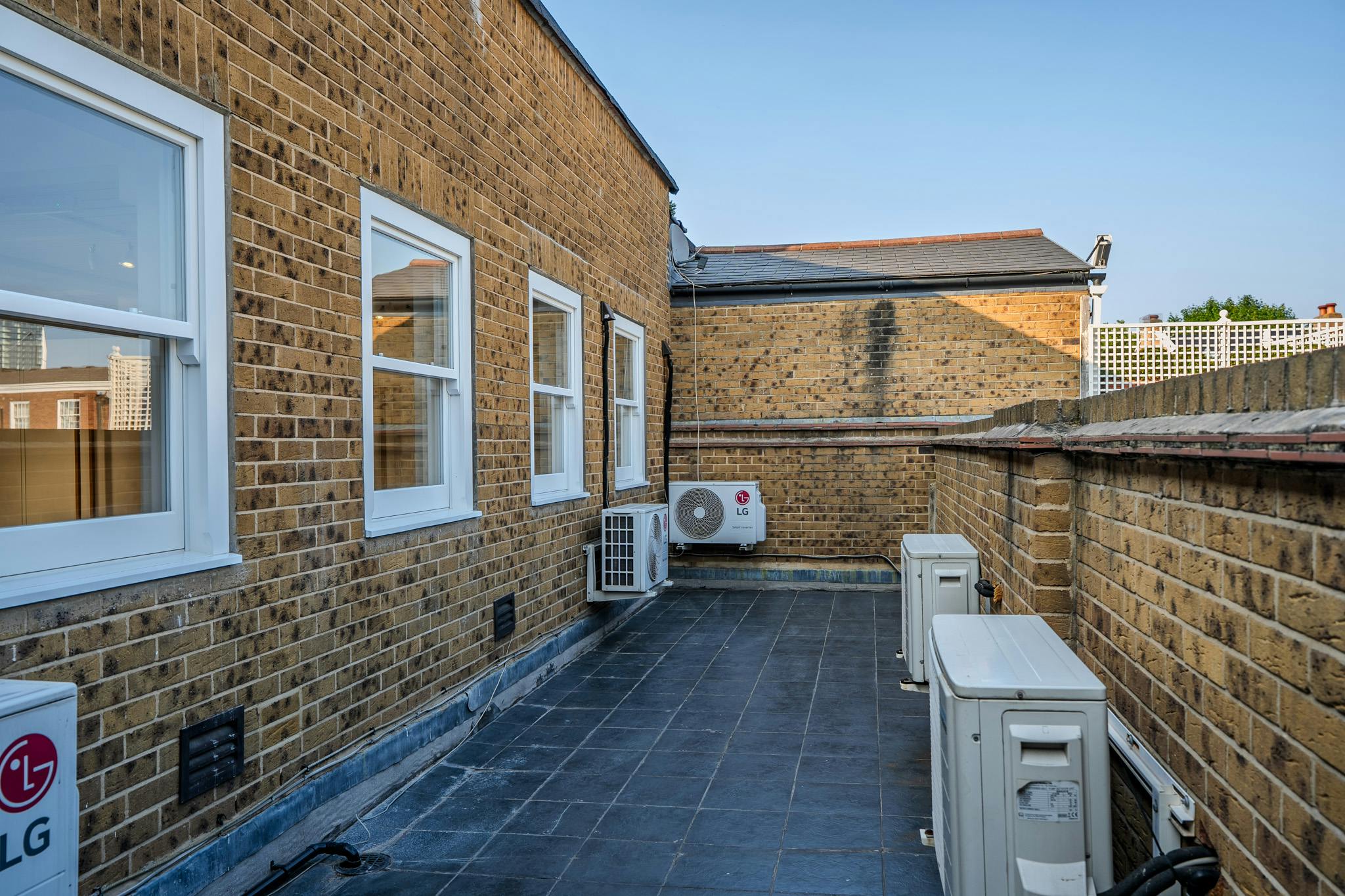 First floor office, 591-593 Kings Road, Fulham, Office To Let - DSC00146.jpg