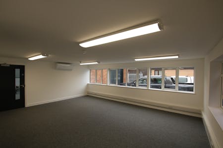 188 Stanley Green Road, Poole, Industrial / Storage To Let - IMG_4482.JPG