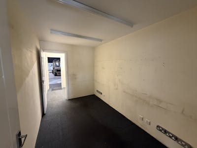 Unit 20 Hardy's Business Park, Newark, Industrial / Industrial / Storage / Light Industrial / Industrial / Warehouse To Let - IMG_0155.jpeg