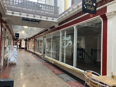 14-16 The Corridor, Bath, Retail To Let - IMG_1601.JPG