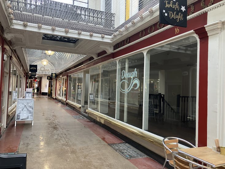 14-16 The Corridor, Bath, Retail To Let - IMG_1601.JPG