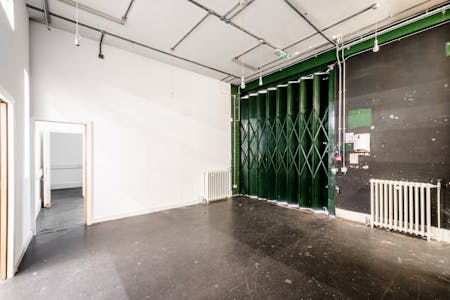 Ground floor & Basement, 70-72 Old Street, London, Industrial/Logistics / Leisure / Office / Retail To Let - Old St 70-72 - 12.jpg