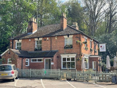 The Rose & Olive Branch Pub, Callow Hill, Virginia Water, Leisure To Let - Pub 2.jpg