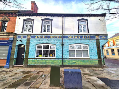 1 Old Street, Ashton-under-Lyne, Office To Let - 20251216_102630.jpg