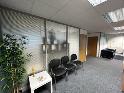 Unit 72, Shrivenham Hundred Business Park, Watchfield, Office To Let - IMG_3653.jpg