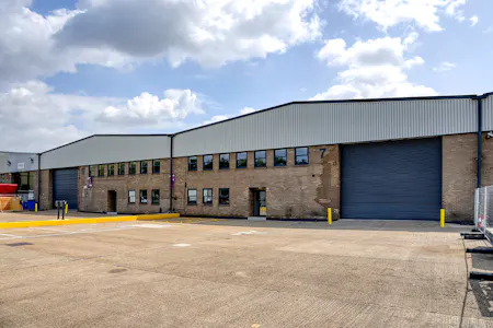 Unit 7 Lakeside Industrial Estate, Colnbrook, Industrial/Logistics / Industrial / Warehouse To Let - AWP_2136_edit.jpg