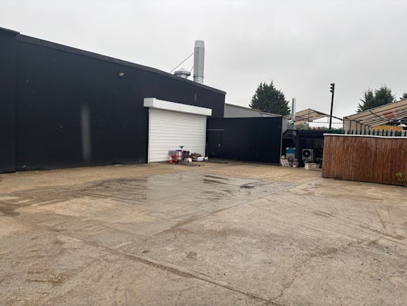 Unit 3, Hatfield, Investment For Sale - 3.jpg
