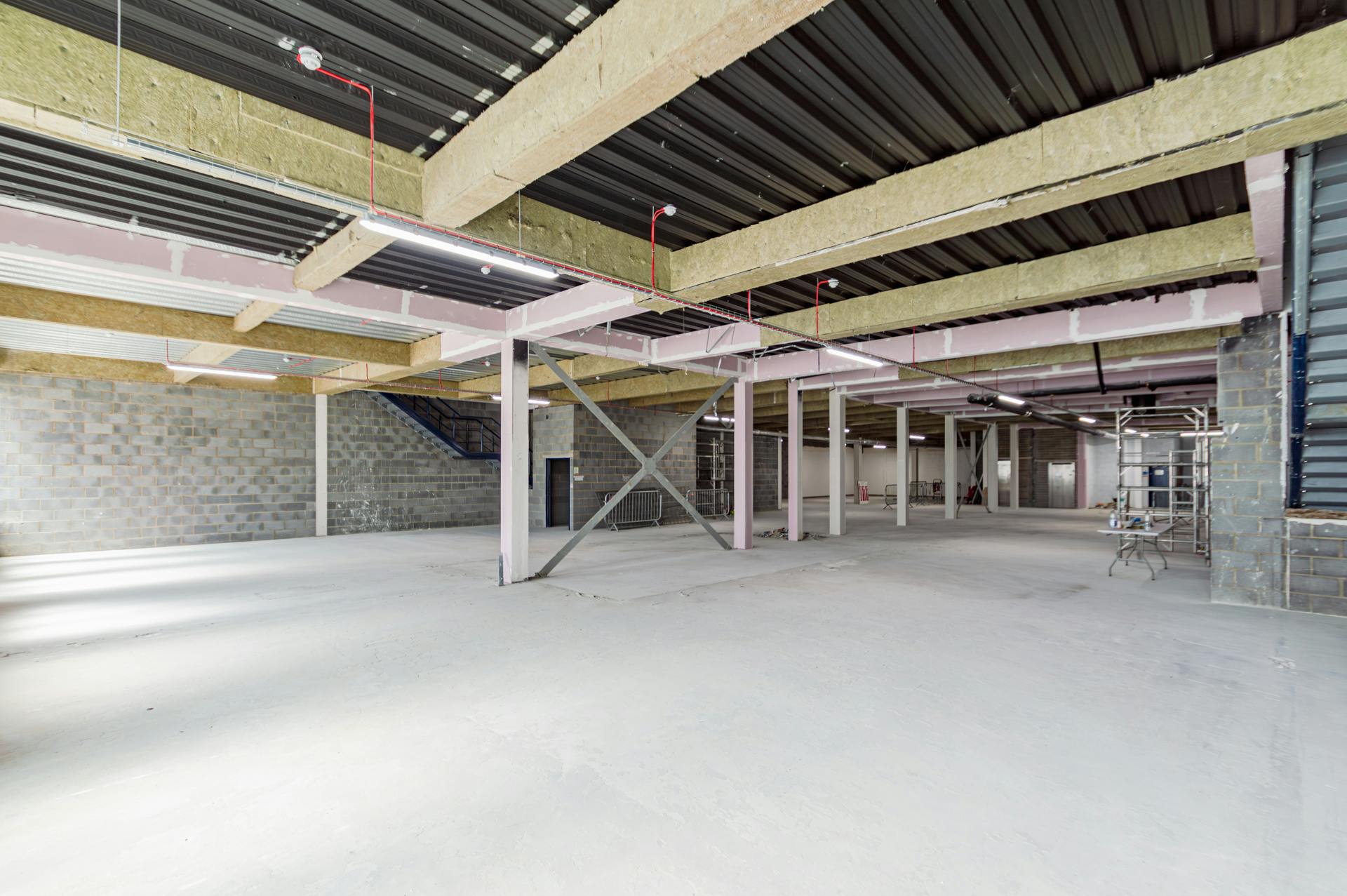 Retail/Shop in Bournemouth - photo 4