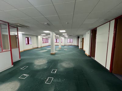 48 Victoria Road, Leeds, Office To Let - IMG_7450.jpeg