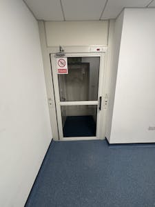 Unit E, Roseheyworth Business Park North, Abertillery, Industrial To Let - Unit E Roseheyworth 27.jpg