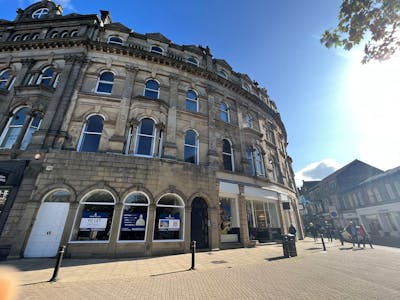 4 Prospect Crescent, Harrogate, Retail To Let - 4 Prospect 6.jpg