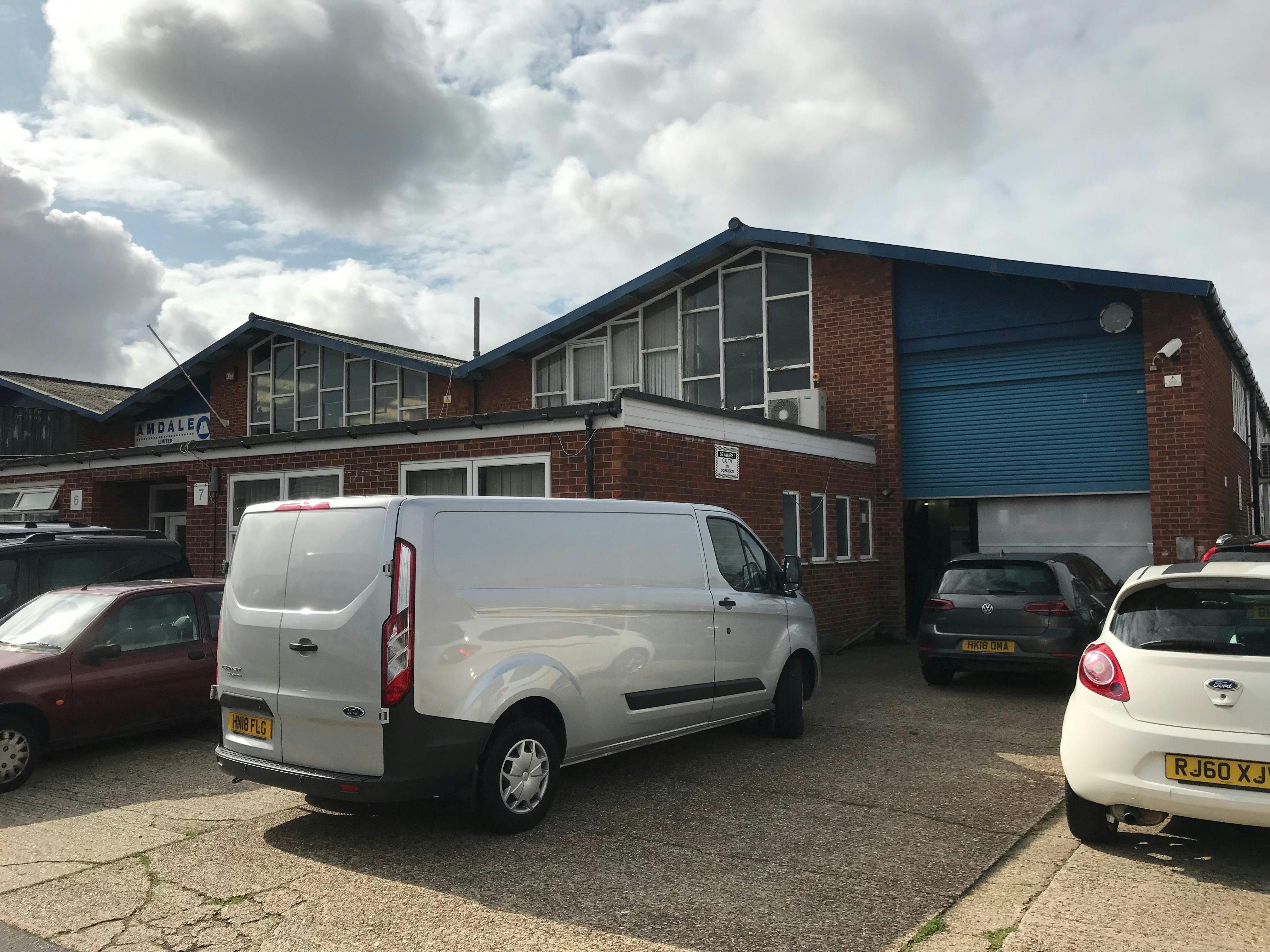 Industrial Unit in Portsmouth - photo 4