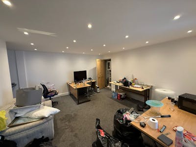 Unit 16, Leigh-On-Sea, Industrial To Let - WhatsApp Image 2026-02-20 at 11.21.40 (1).jpeg